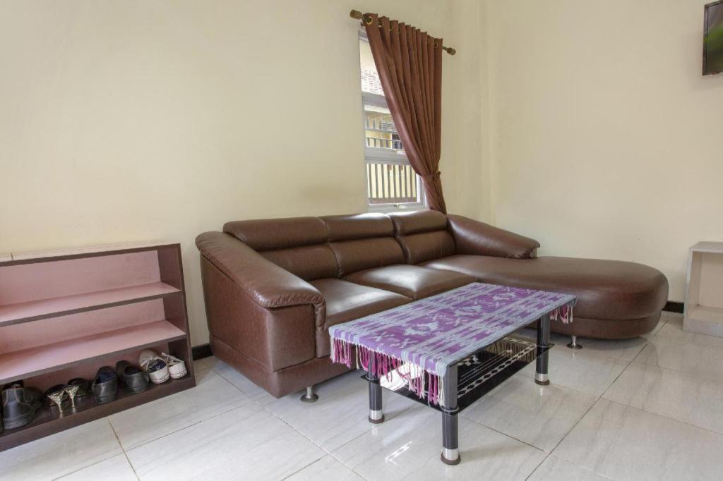 Reddoorz Syariah Near Transmart Mall Palembang Exteriör bild