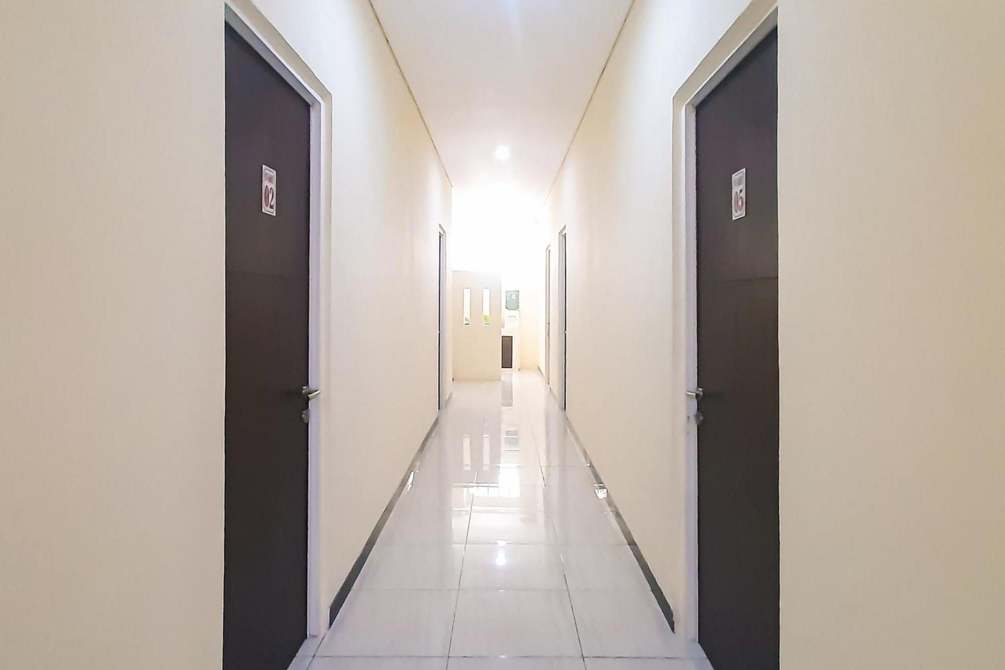 Reddoorz Syariah Near Transmart Mall Palembang Exteriör bild
