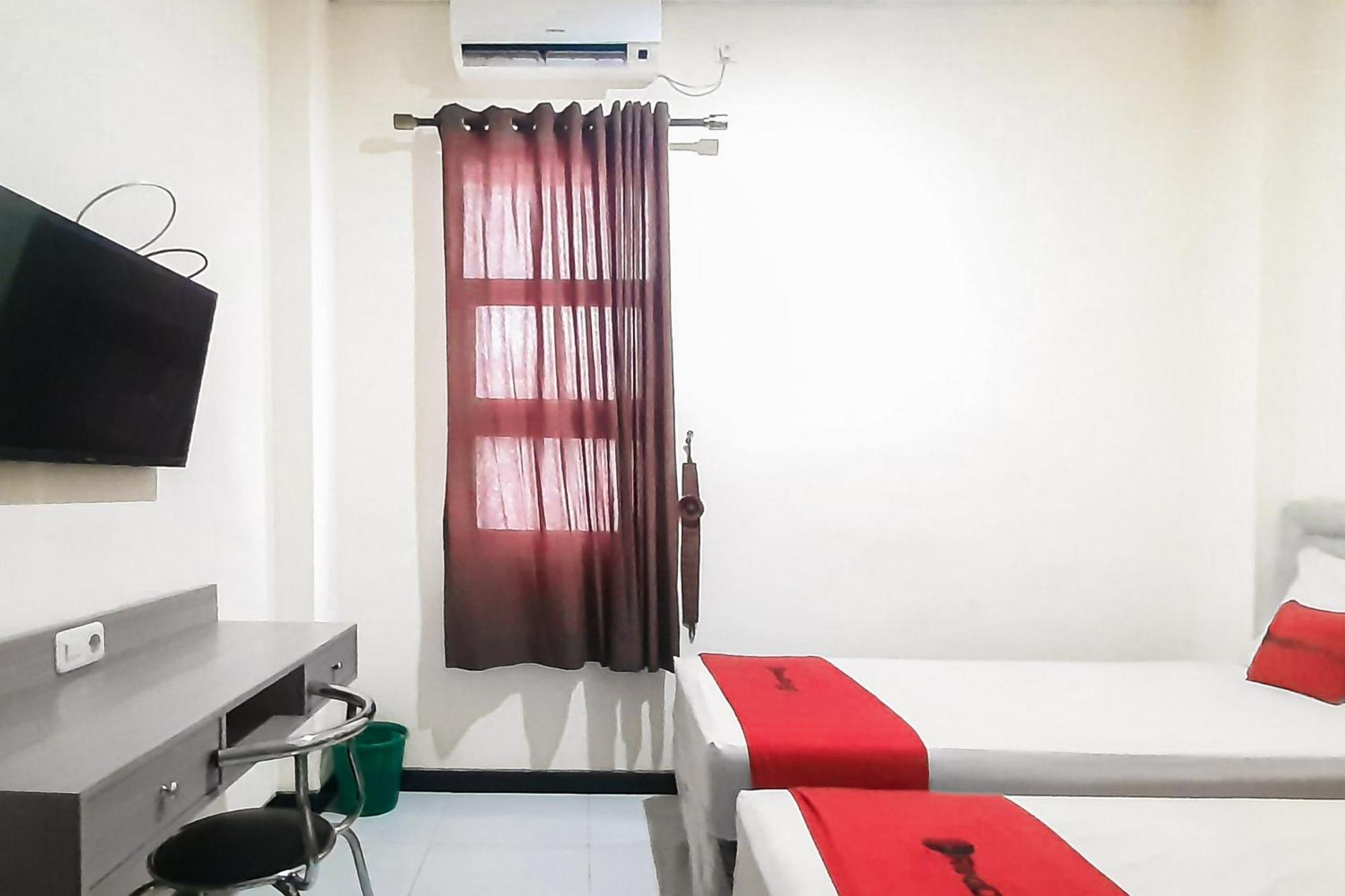 Reddoorz Syariah Near Transmart Mall Palembang Exteriör bild